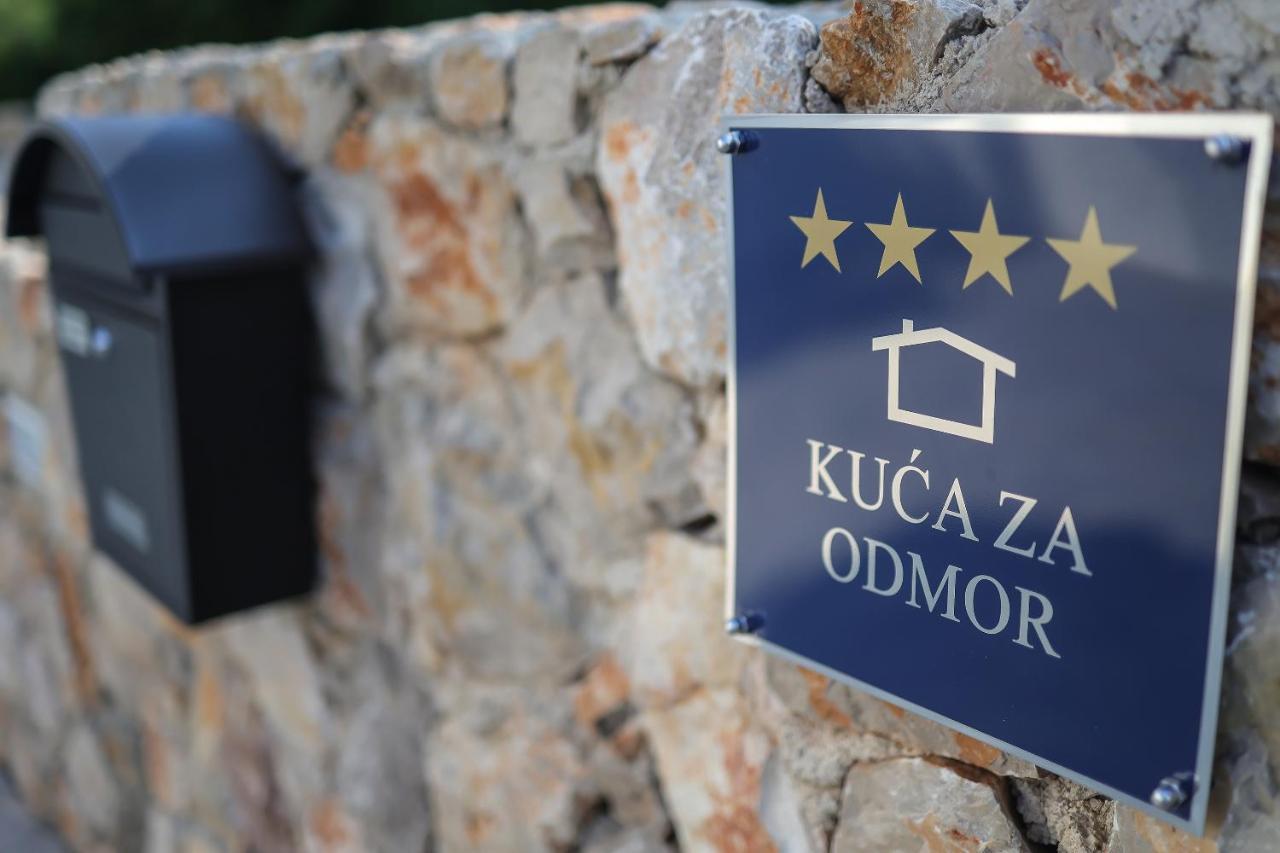 Villa Kaoru Brand New Villa With A Heated Swimming Pool Malinska Exterior photo